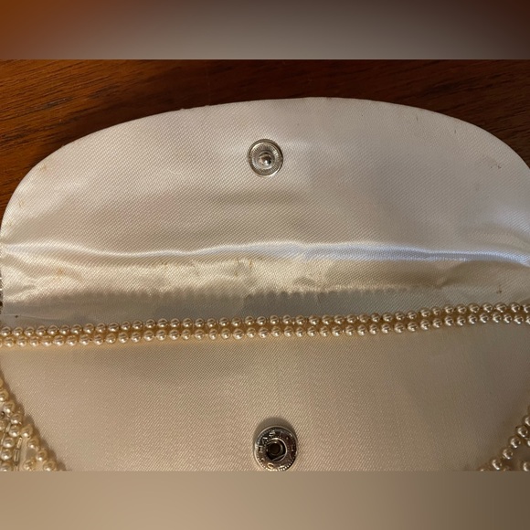 Vintage Pearl & Rhinestone Beaded Clutch - Picture 5 of 7